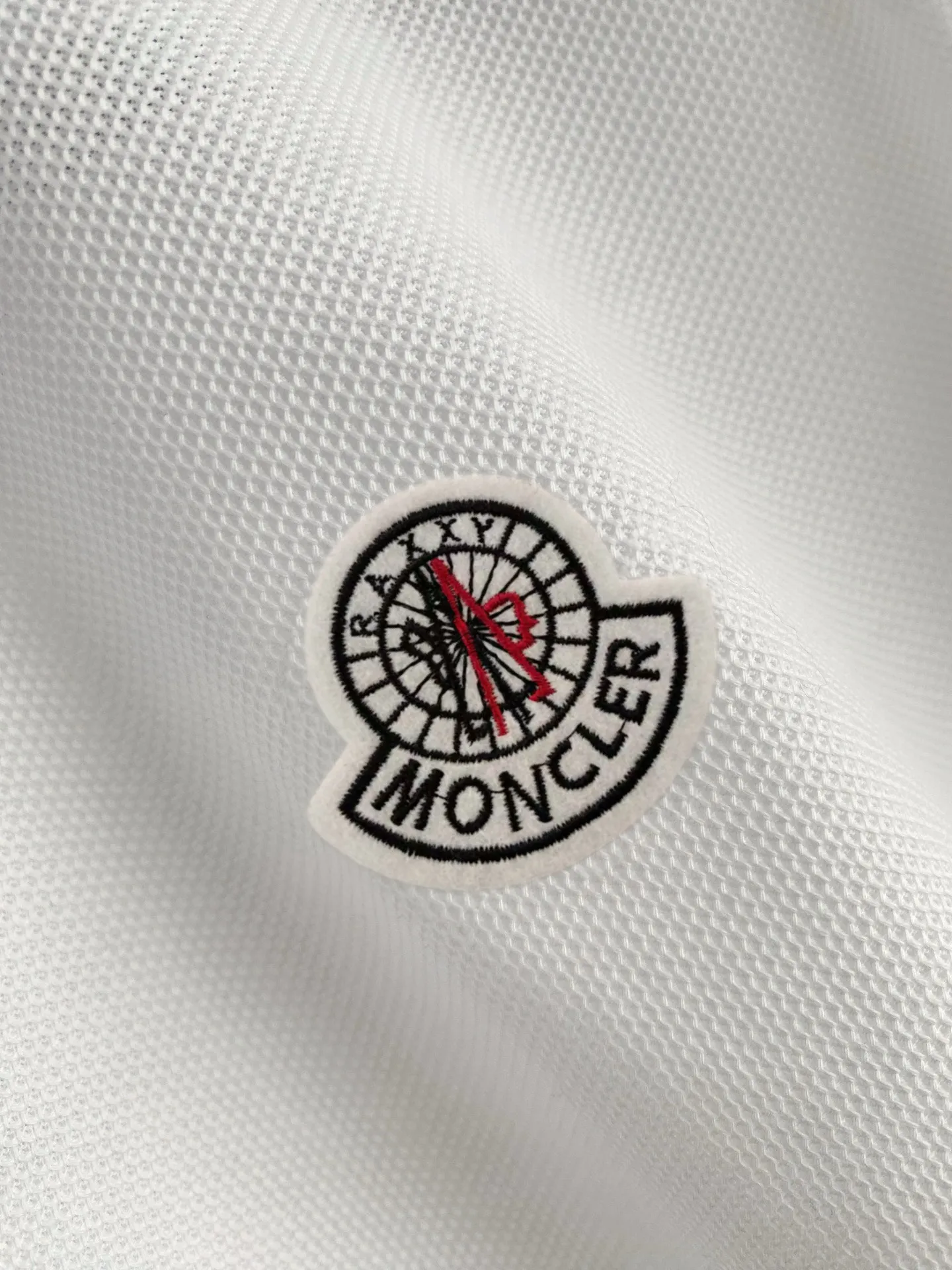 P110， Mon , ! . 26 Polo T Classic . , ! , , , . Polo . . . , . P Classic. . , , . ： White Blue Sizes M L XL 2XL 3XL 4XL